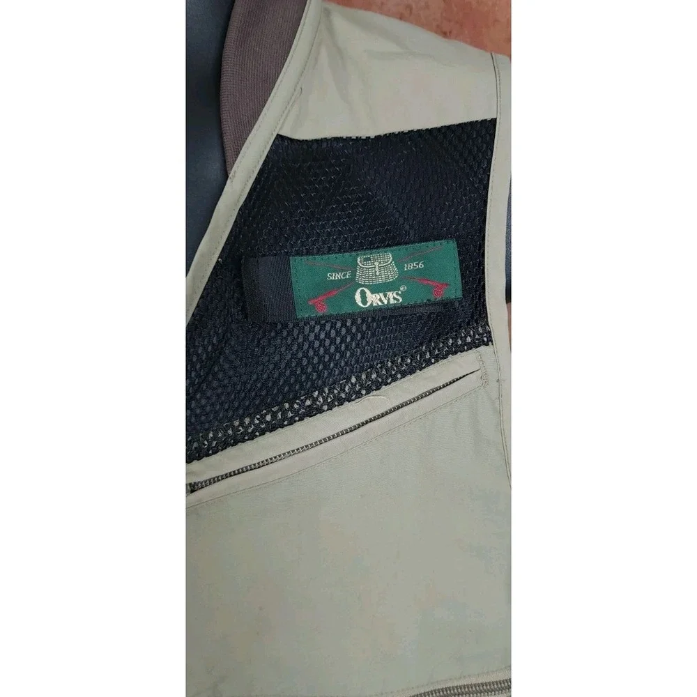 Orvis Mens Small Fly Fishing Utility Vest Khaki Zip - Picture 2 of 9